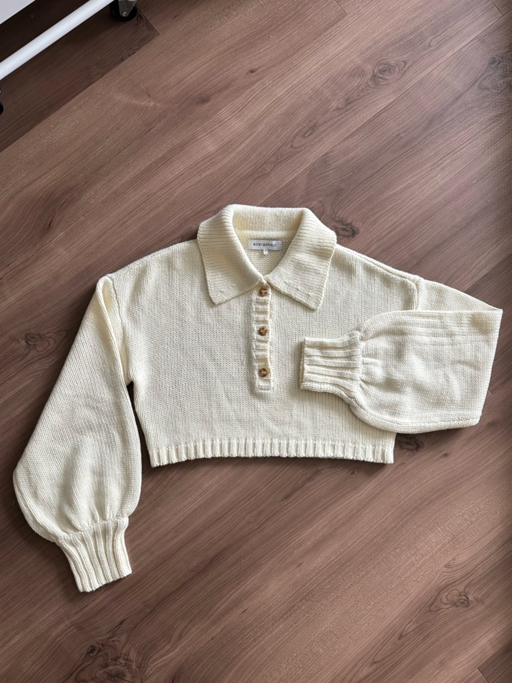 Cream cropped knit sweater